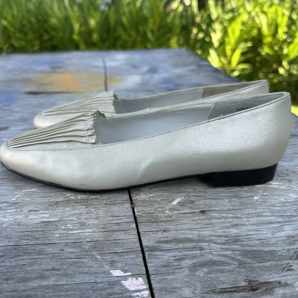 Vintage Sebastino White Faux Metallic Silver Gold Slip On Flats Women’s 8M 925